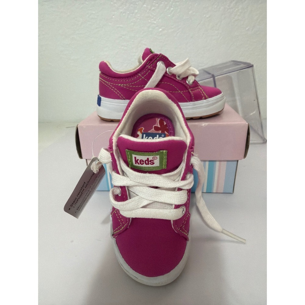 Keds Kids MicroStretch Fuchsia Pink Stain Resistant Sneakers Size 4.0